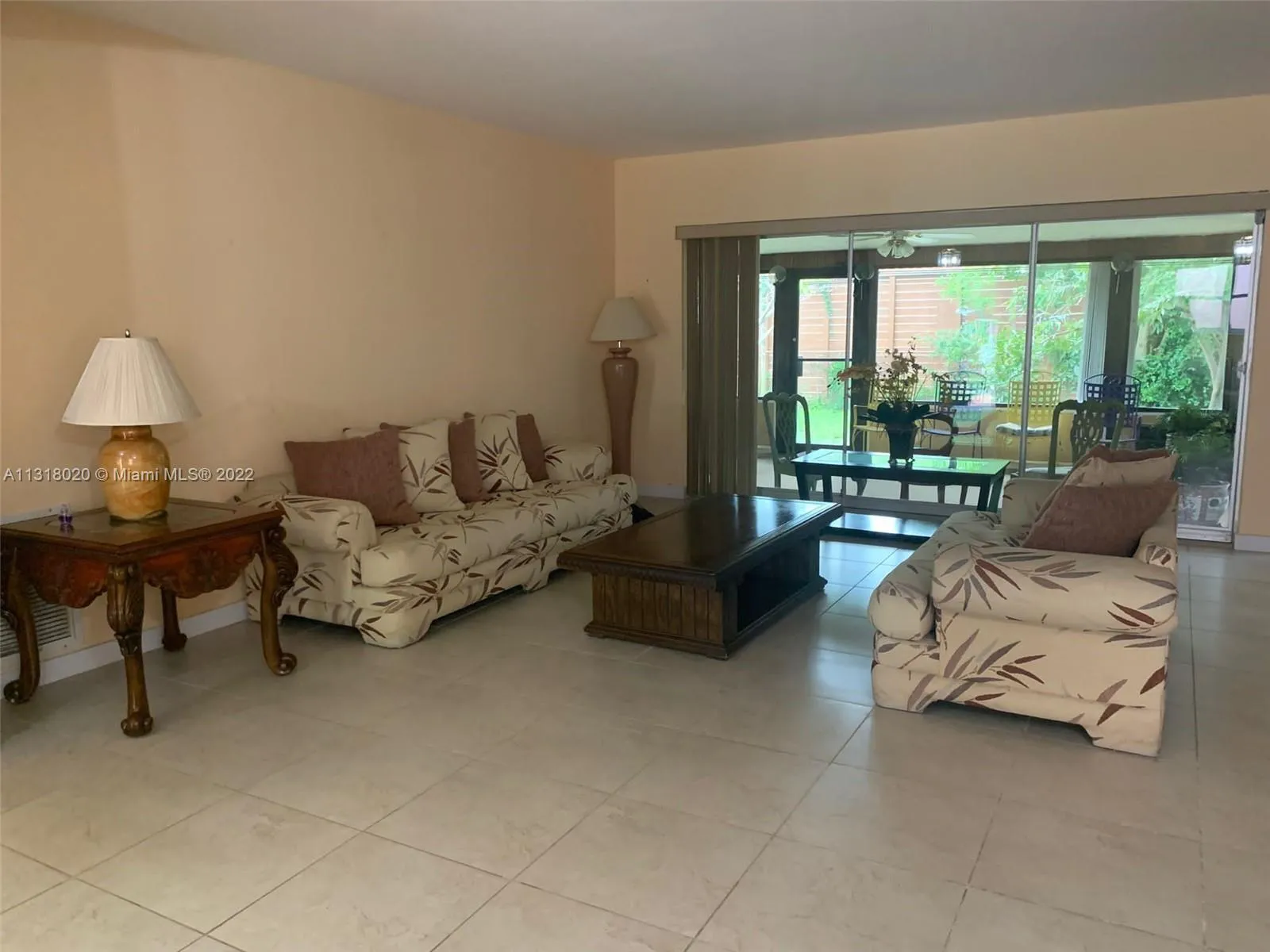 72 W Shore Dr W, Miami FL 33133