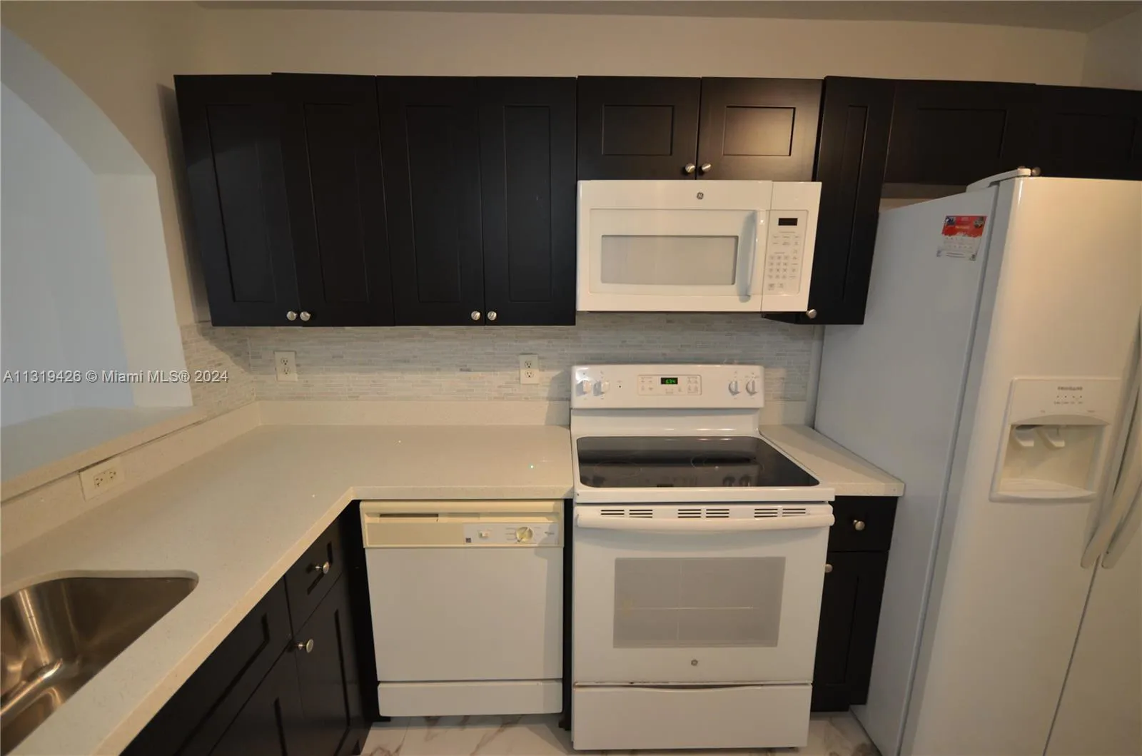 1241 SE 29th St # 102, Homestead FL 33035