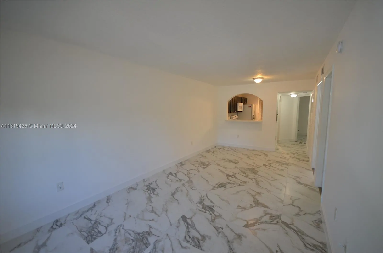 1241 SE 29th St # 102, Homestead FL 33035