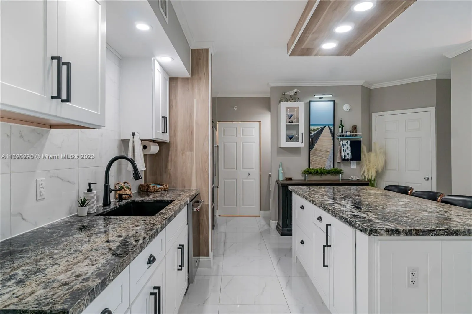 17100 N Bay Rd # 1602, Sunny Isles Beach FL 33160