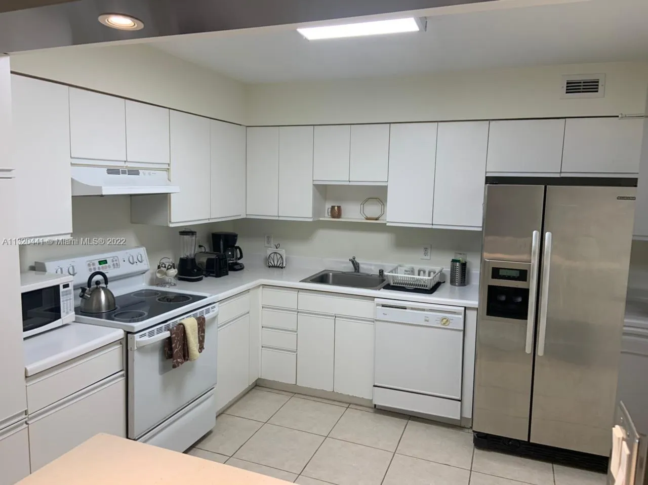 5151 Collins Ave # 727, Miami Beach FL 33140