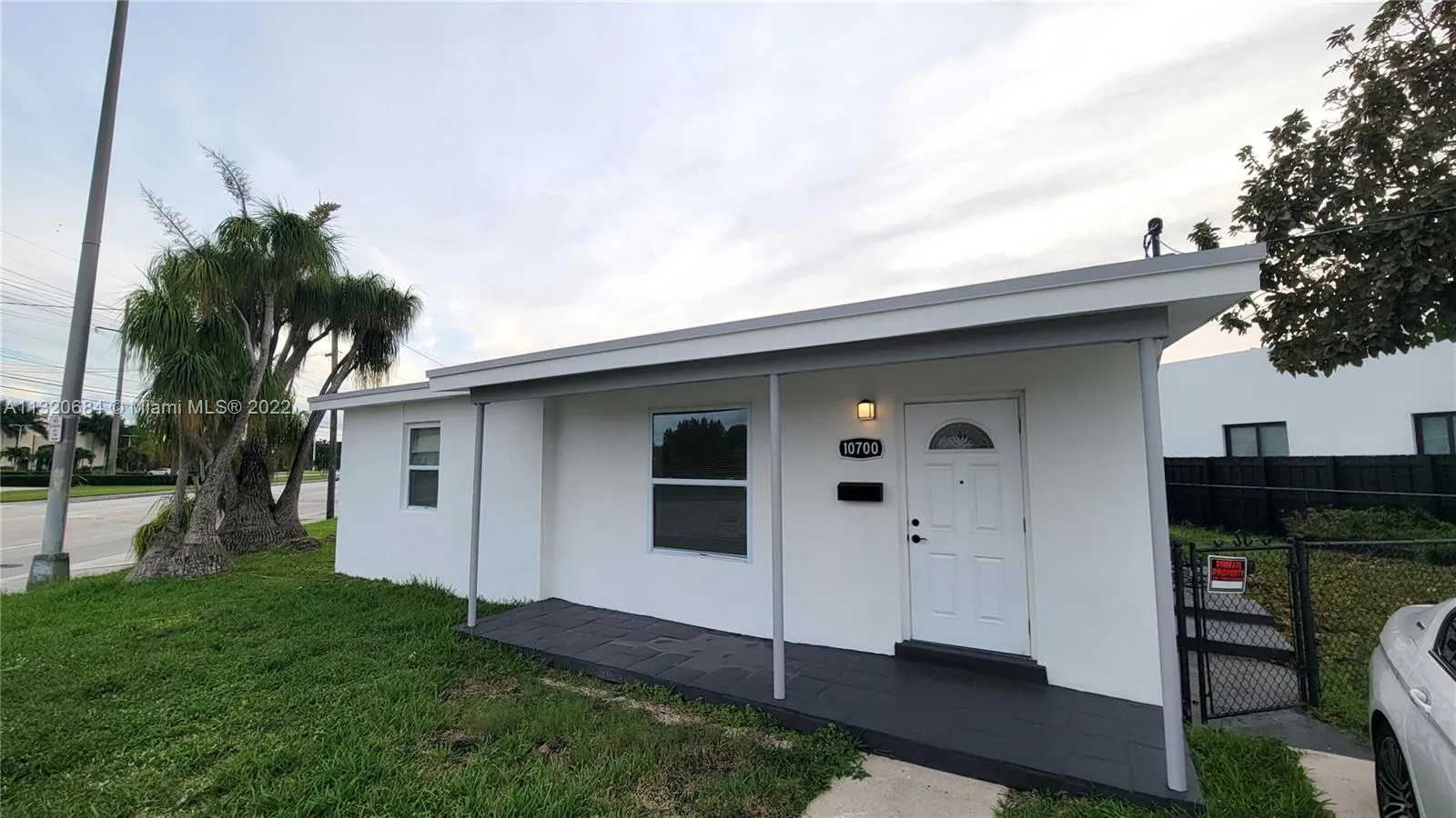 10700 SW 46th St, Miami FL 33165