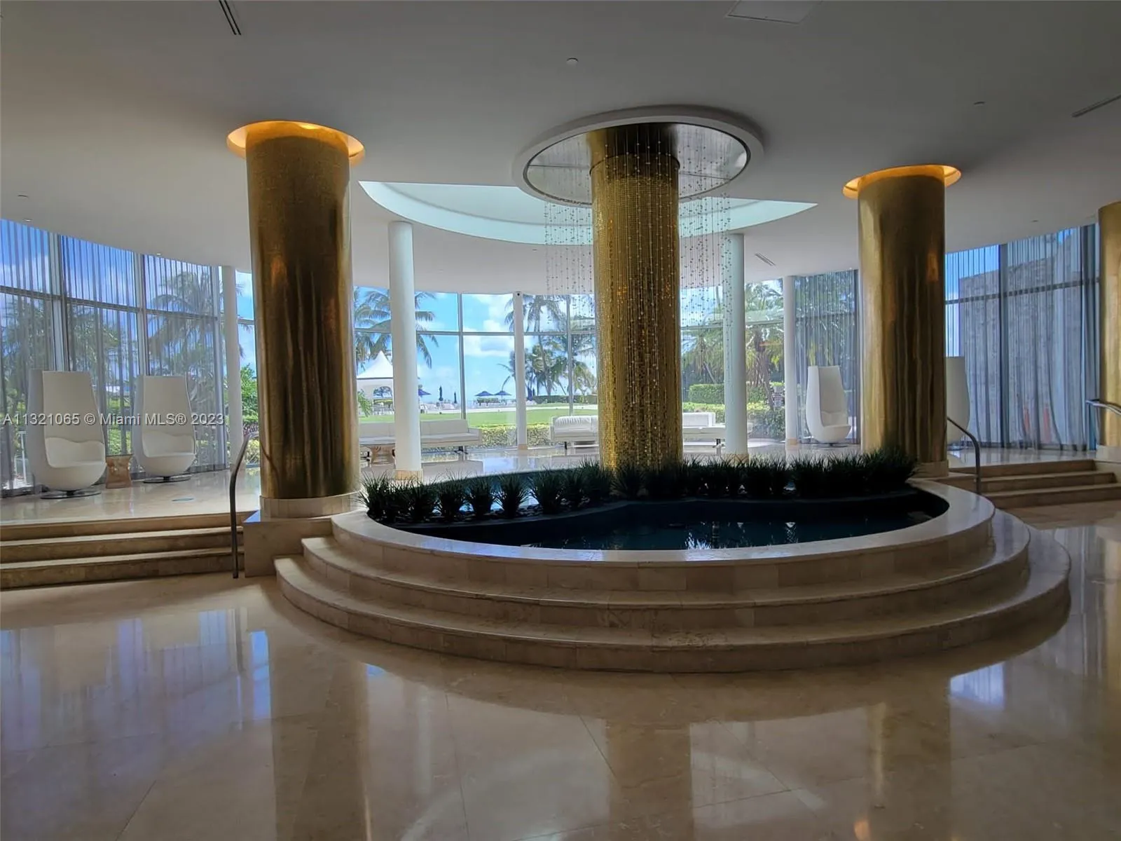 1 bedroom 1 bath for rent at 5151 Collins Ave # 1036, Miami Beach FL 33140