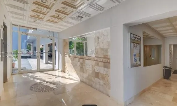 677 NE 24th St # 504, Miami FL 33137