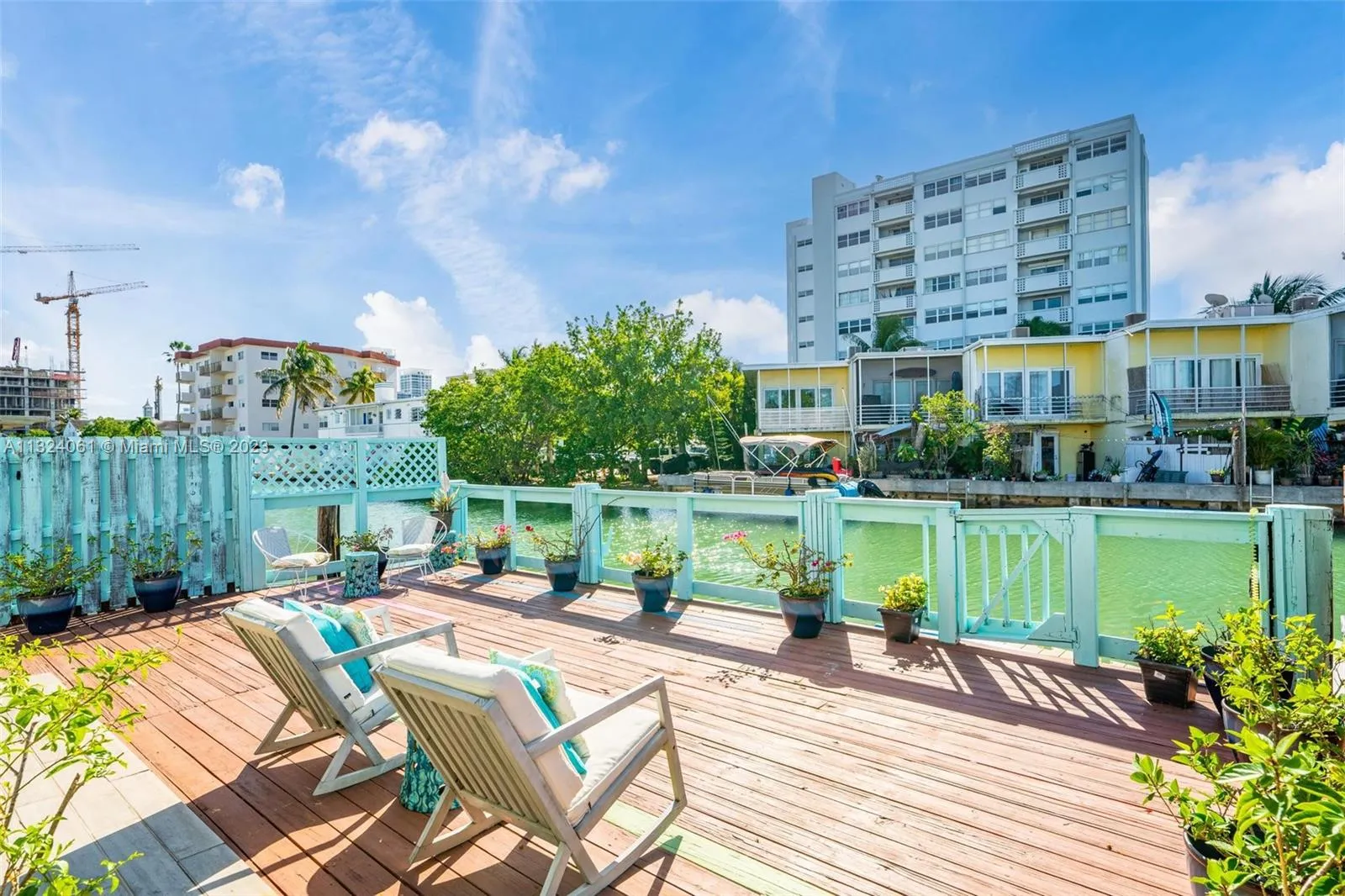 830 Raymond St, Miami Beach FL 33141