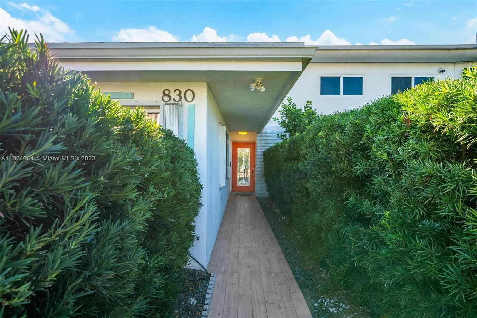 830 Raymond St, Miami Beach FL 33141
