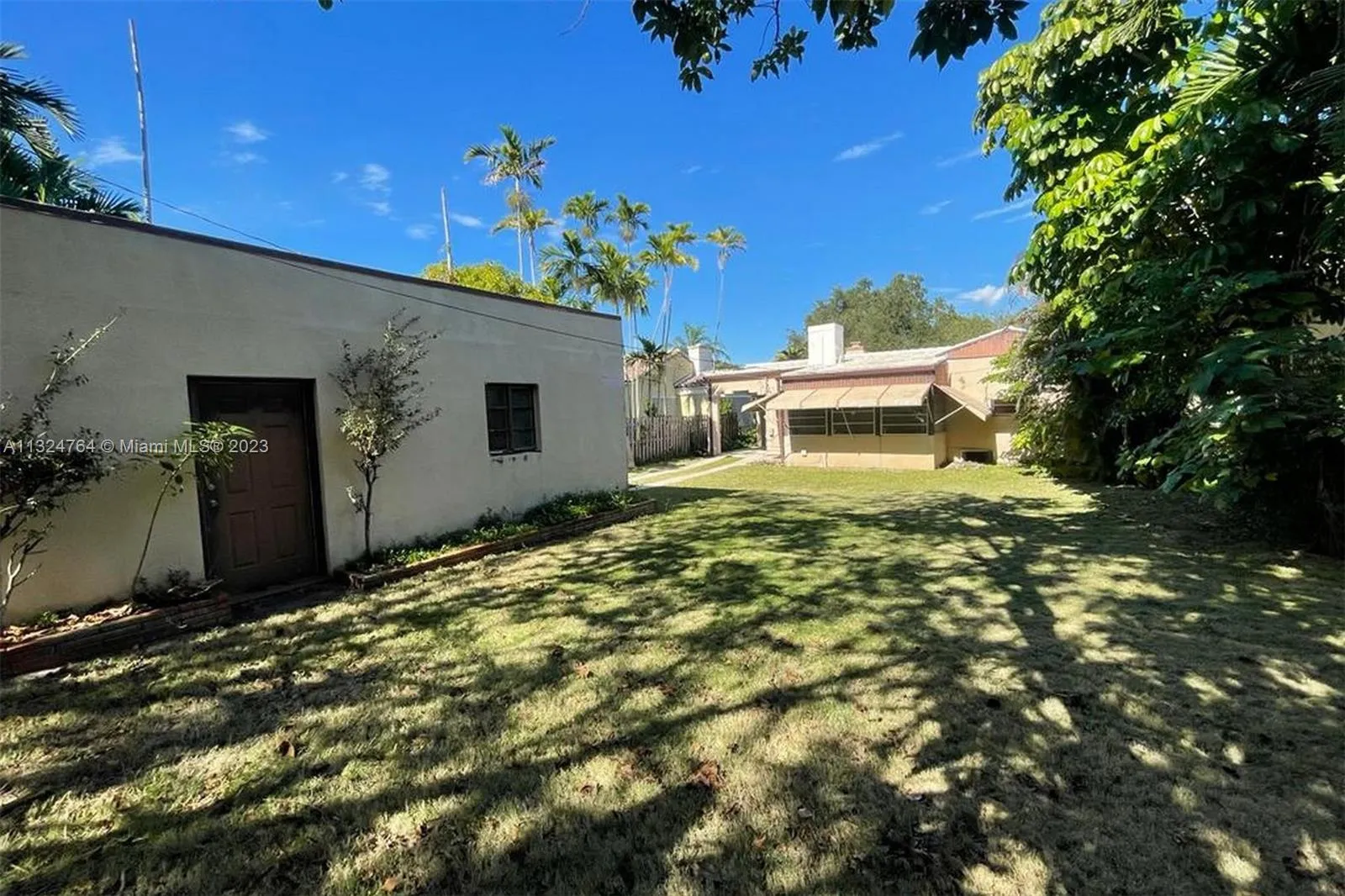 446 NE 75th St, Miami FL 33138