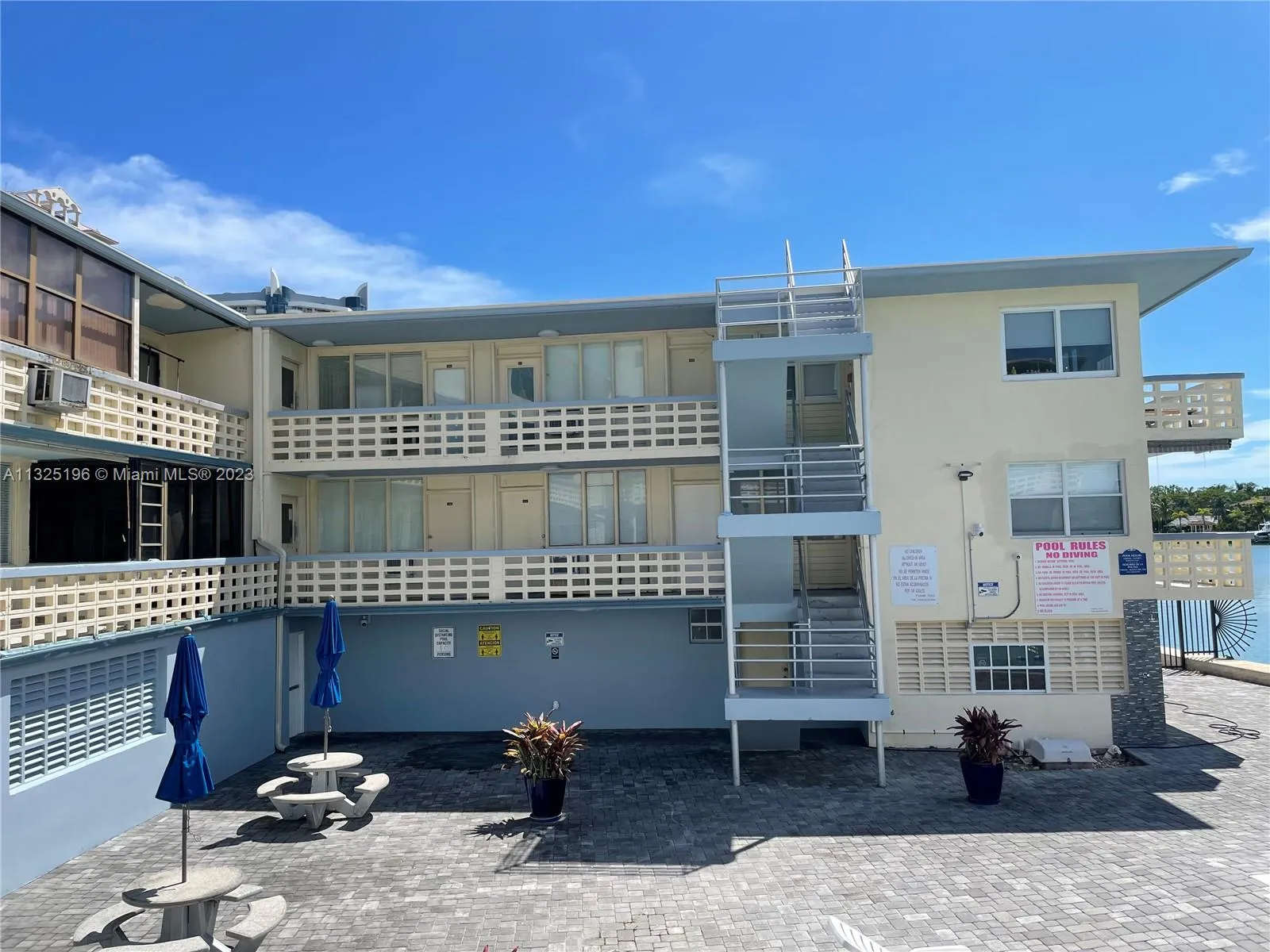 6484 INDIAN CREEK # 204, Miami Beach FL 33141