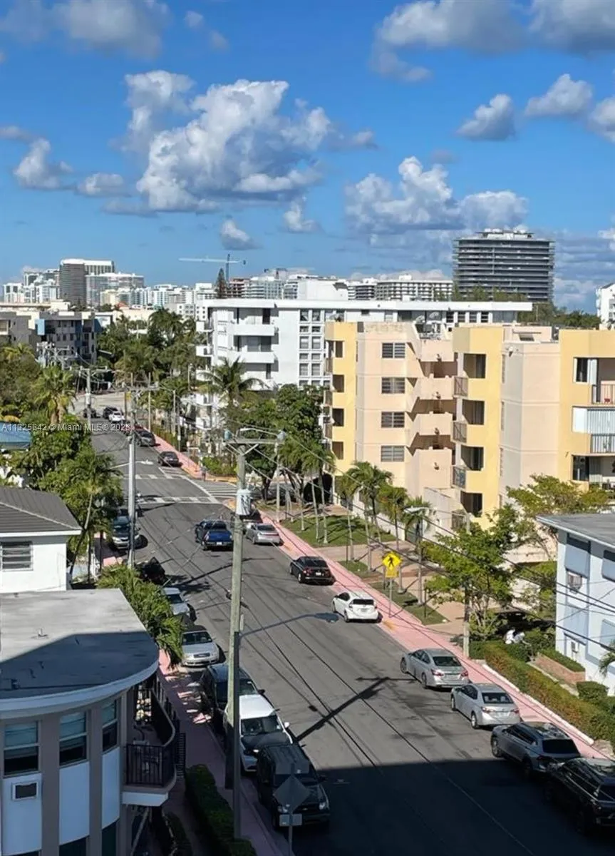 7850 Byron Ave # 606, Miami Beach FL 33141