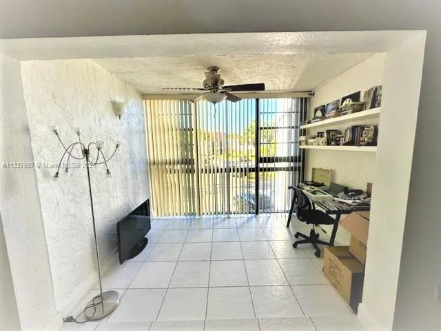 9403 Fontainebleau Blvd # 21, Miami FL 33172