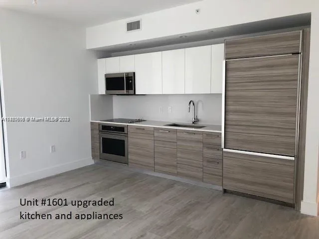 121 NE 34th St # 1601, Miami FL 33137