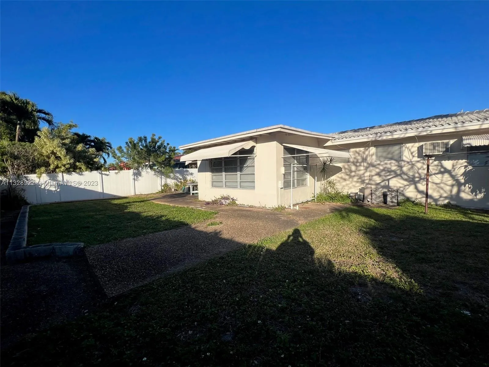 2125 NE 17th Ave, Wilton Manors FL 33305