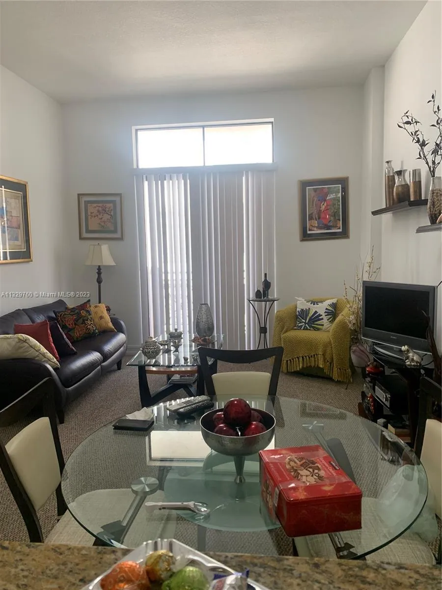 1805 Ponce de leon blvd, Coral Gables FL 33134