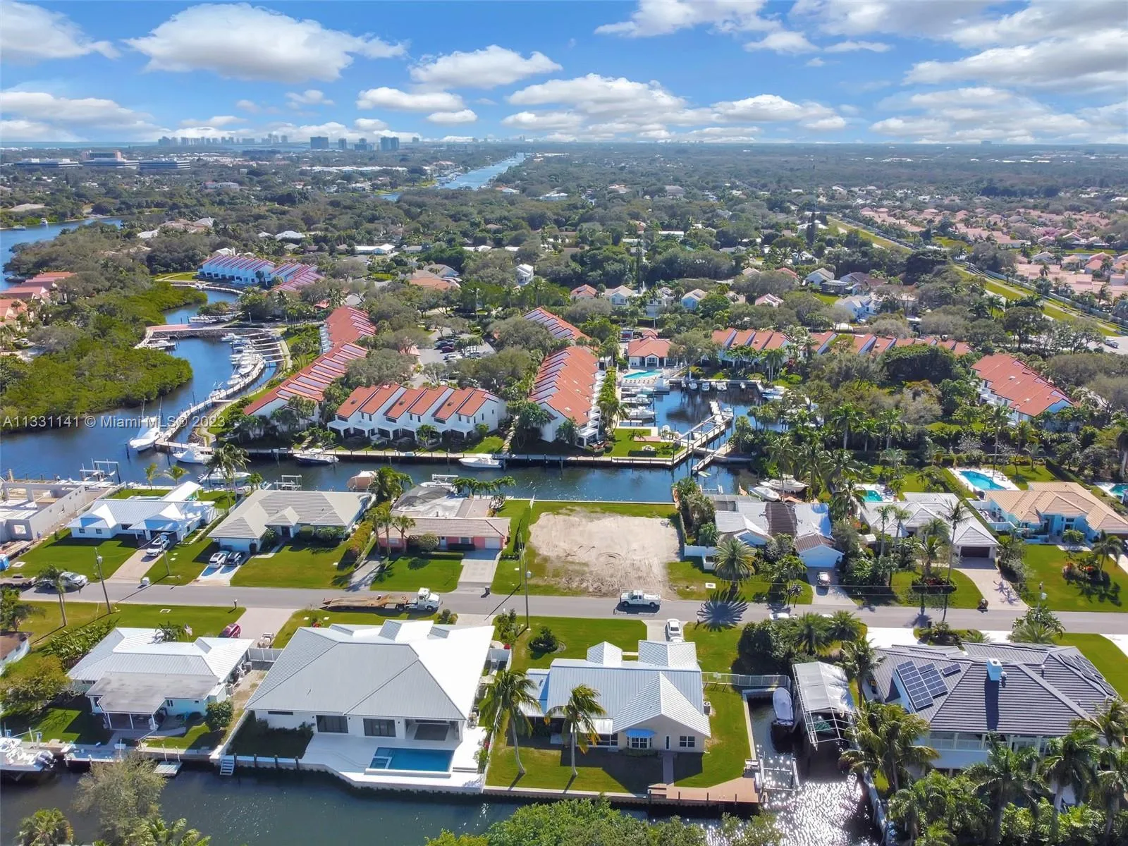 2400 Edward Rd, Palm Beach Gardens FL 33410