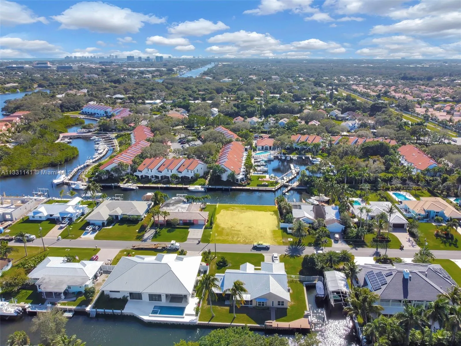 2400 Edward Rd, Palm Beach Gardens FL 33410