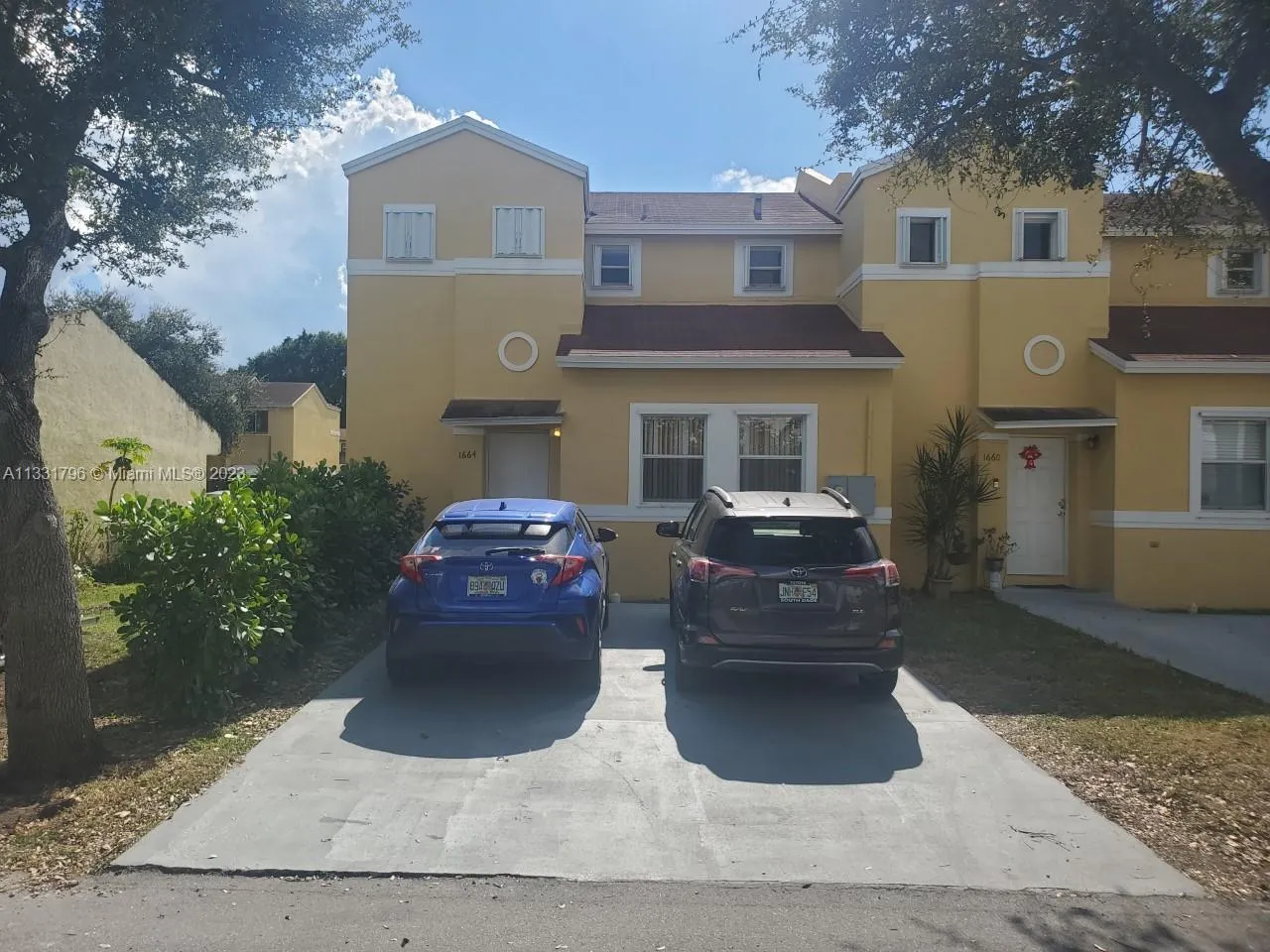3 bedroom 2 bath for sale at 1664 NE 5th St, Homestead FL 33033