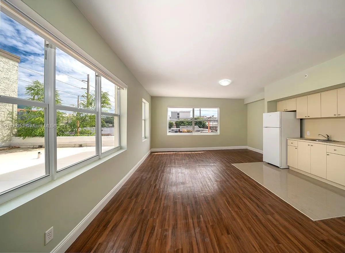 804 NW 21st Ter, Miami FL 33127