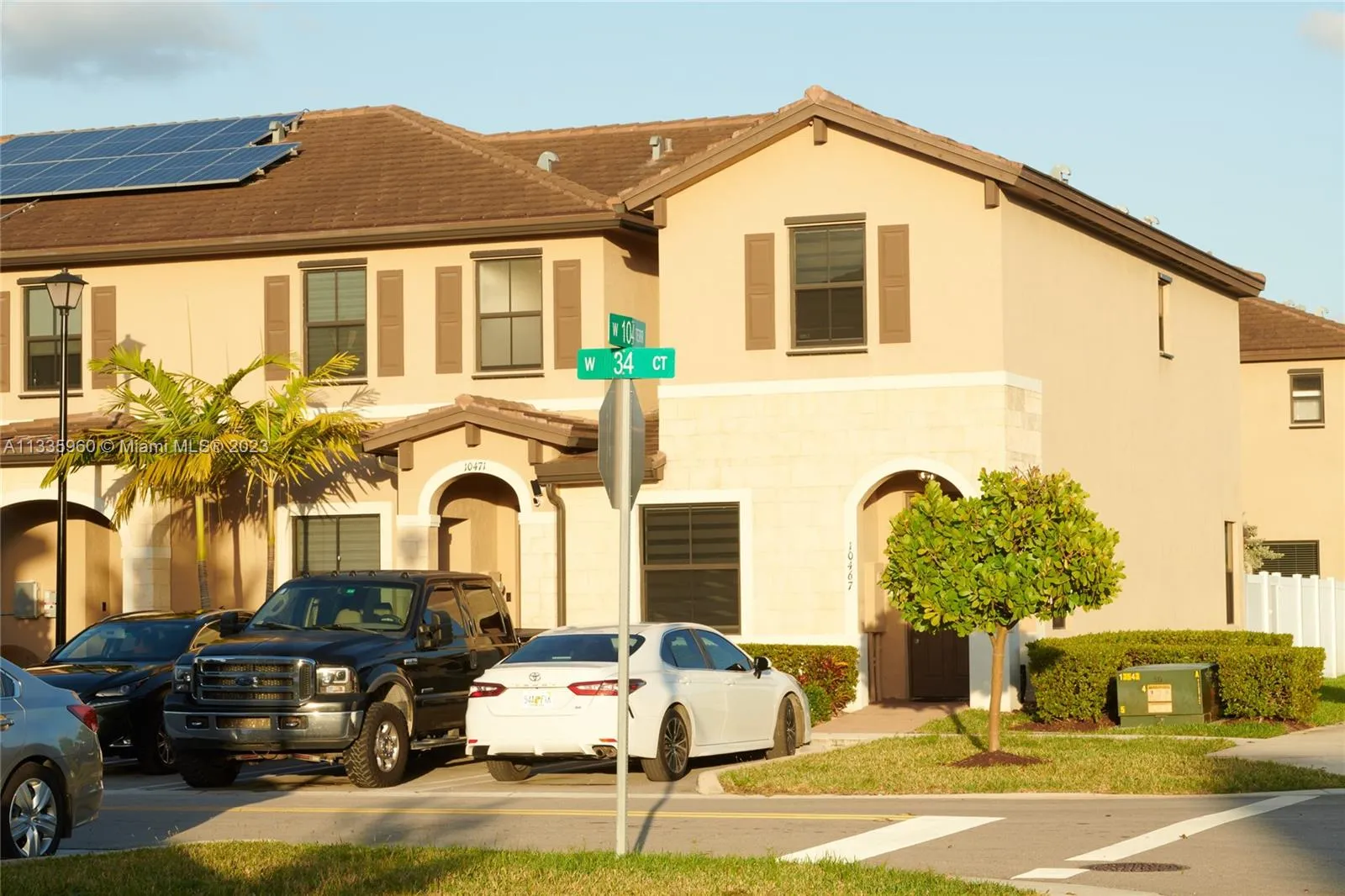 3 bedroom 2 bath for sale at 10467 W 34th Ct # 10467, Hialeah FL 33018