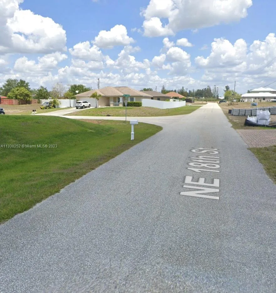 124 NE 18TH ST, Cape Coral FL 33909