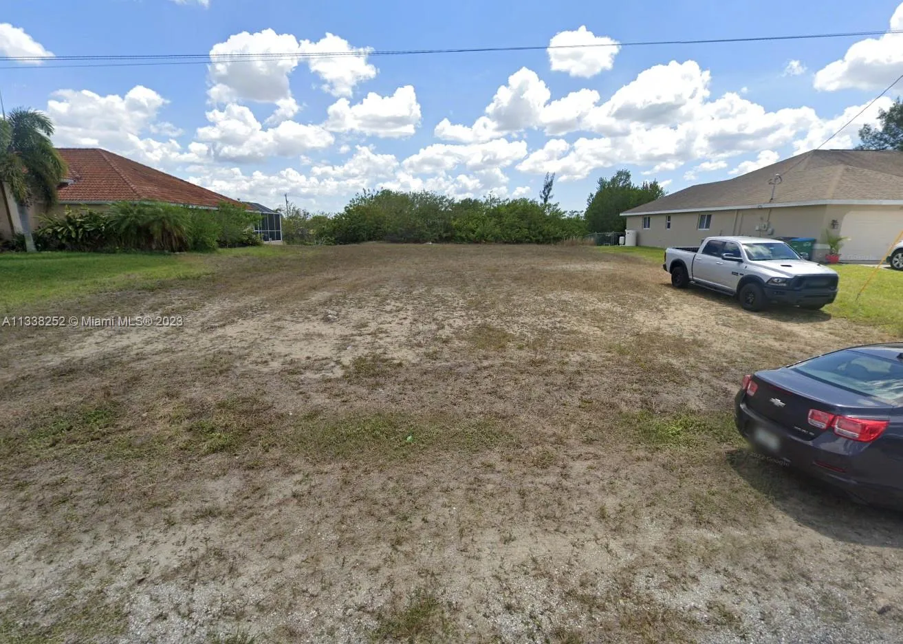 124 NE 18TH ST, Cape Coral FL 33909