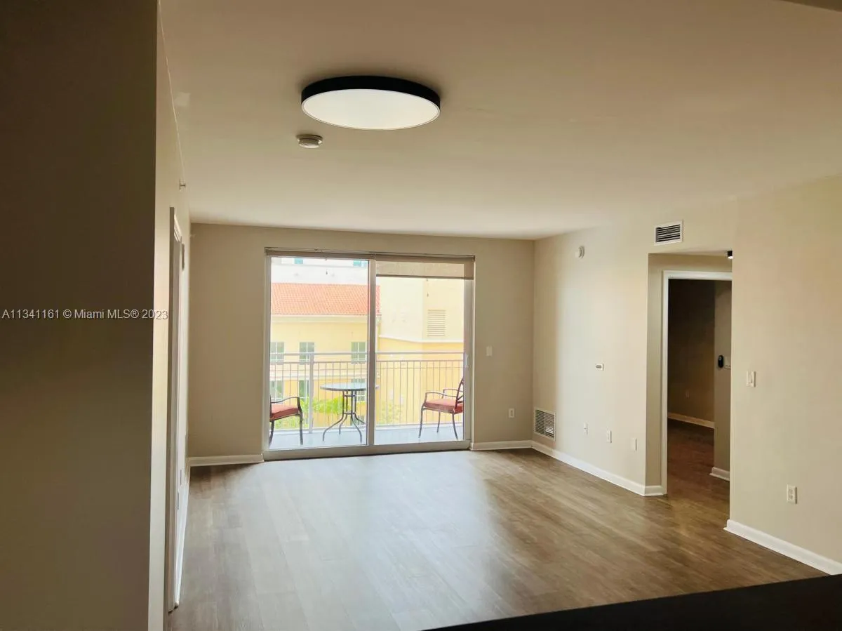 7350 SW 89th St # 906S, Miami FL 33156