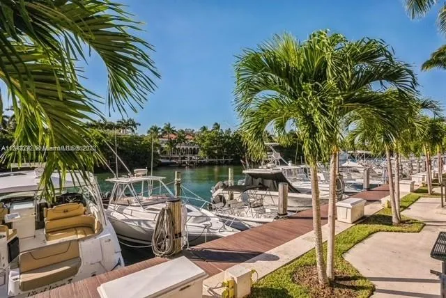 90 Edgewater Dr, Coral Gables FL 33133