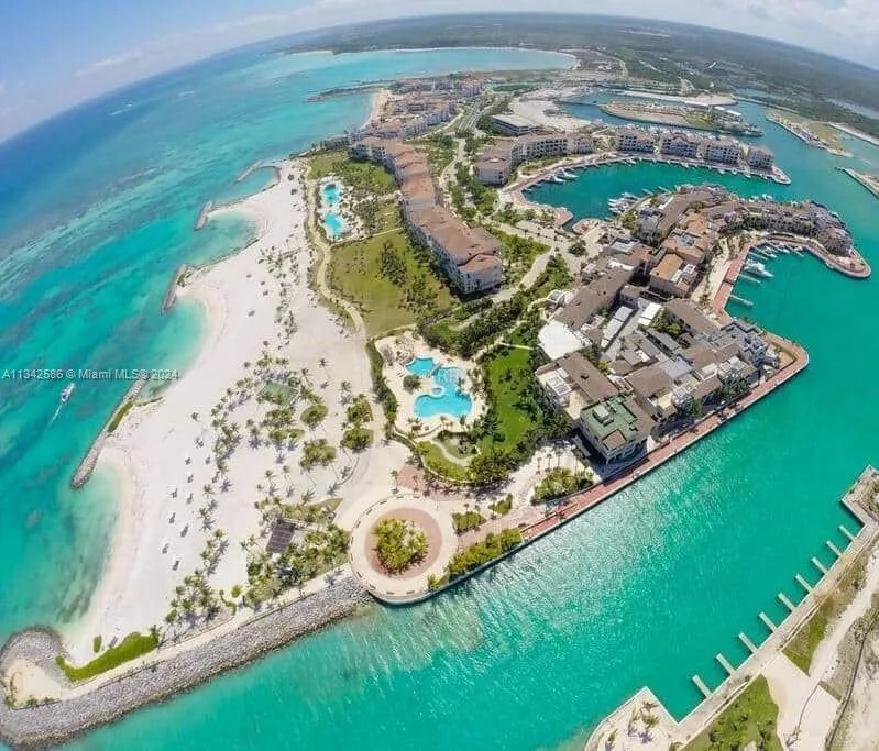 5 bedroom 5 bath for sale at . Condominio Fundadores Marina Cap Cana, FL