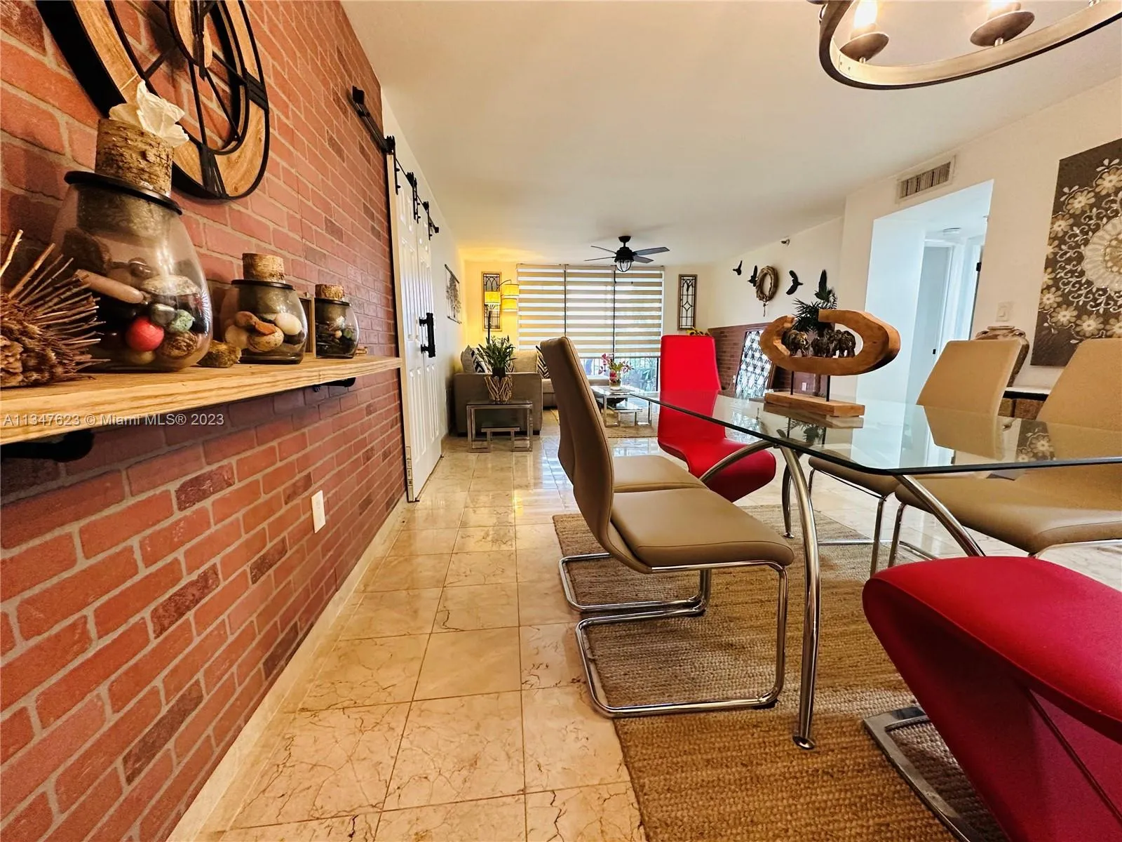 900 NE 195th St # 211, Miami FL 33179