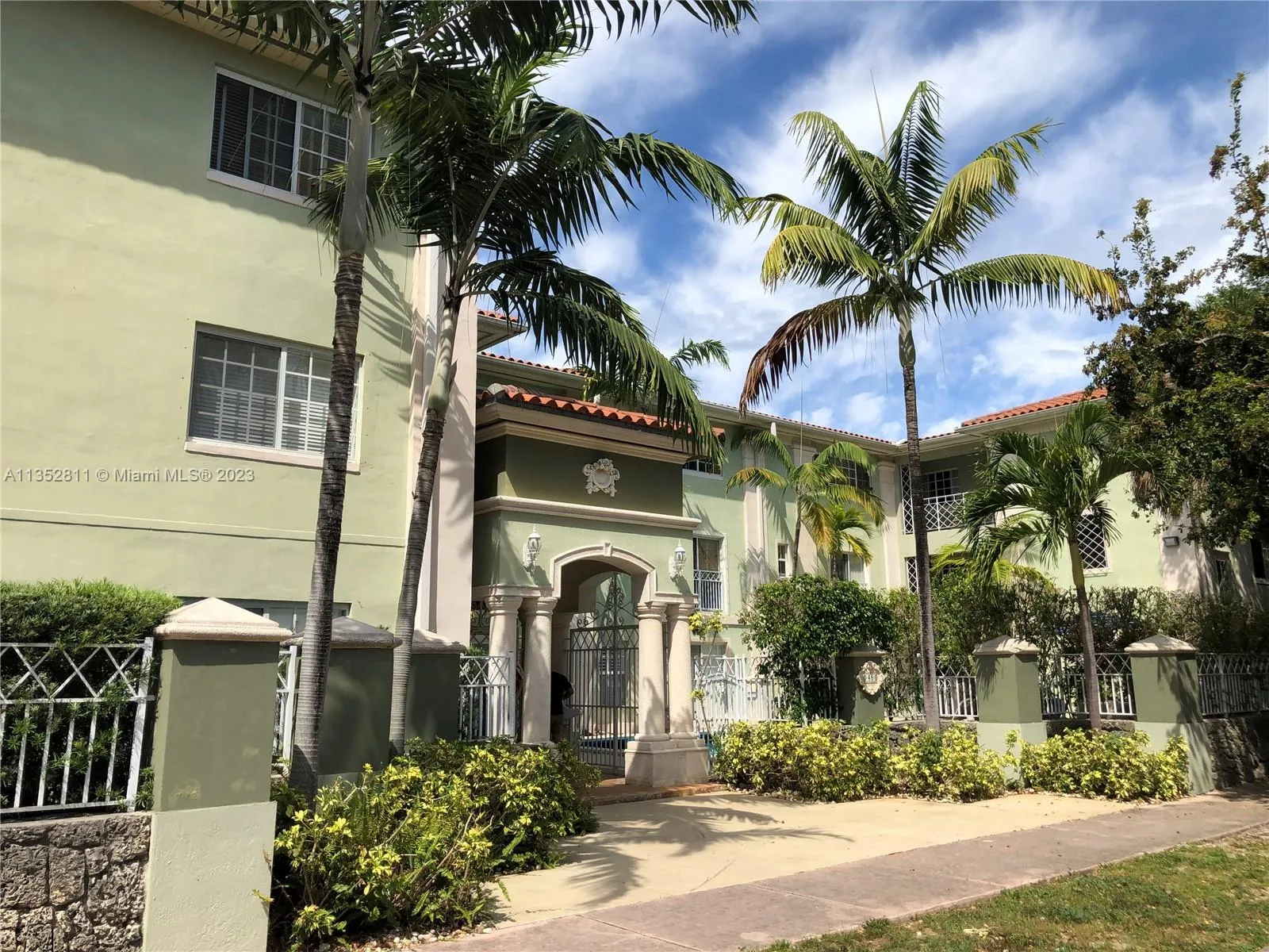 45 Antilla Ave # 2K, Coral Gables FL 33134