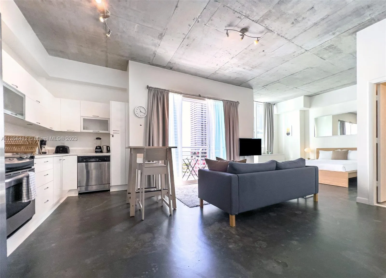 133 NE 2nd Ave # 1410, Miami FL 33132