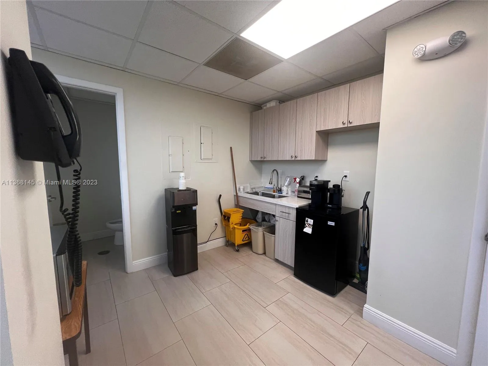 1 SW 129th Ave # 401, Pembroke Pines FL 33027