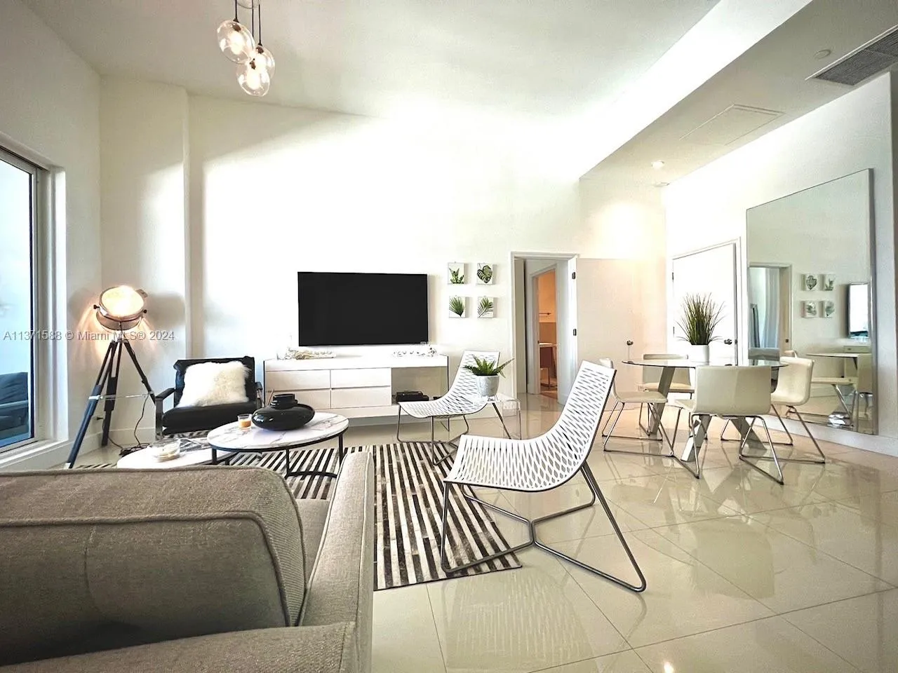 2301 Collins Ave # 1626, Miami Beach FL 33139