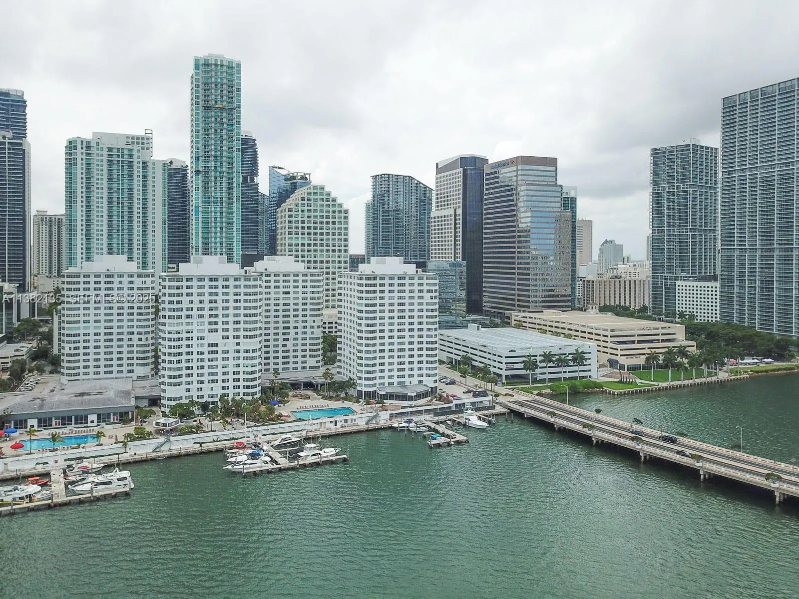 825 Brickell Bay Dr # 6, Miami FL 33131