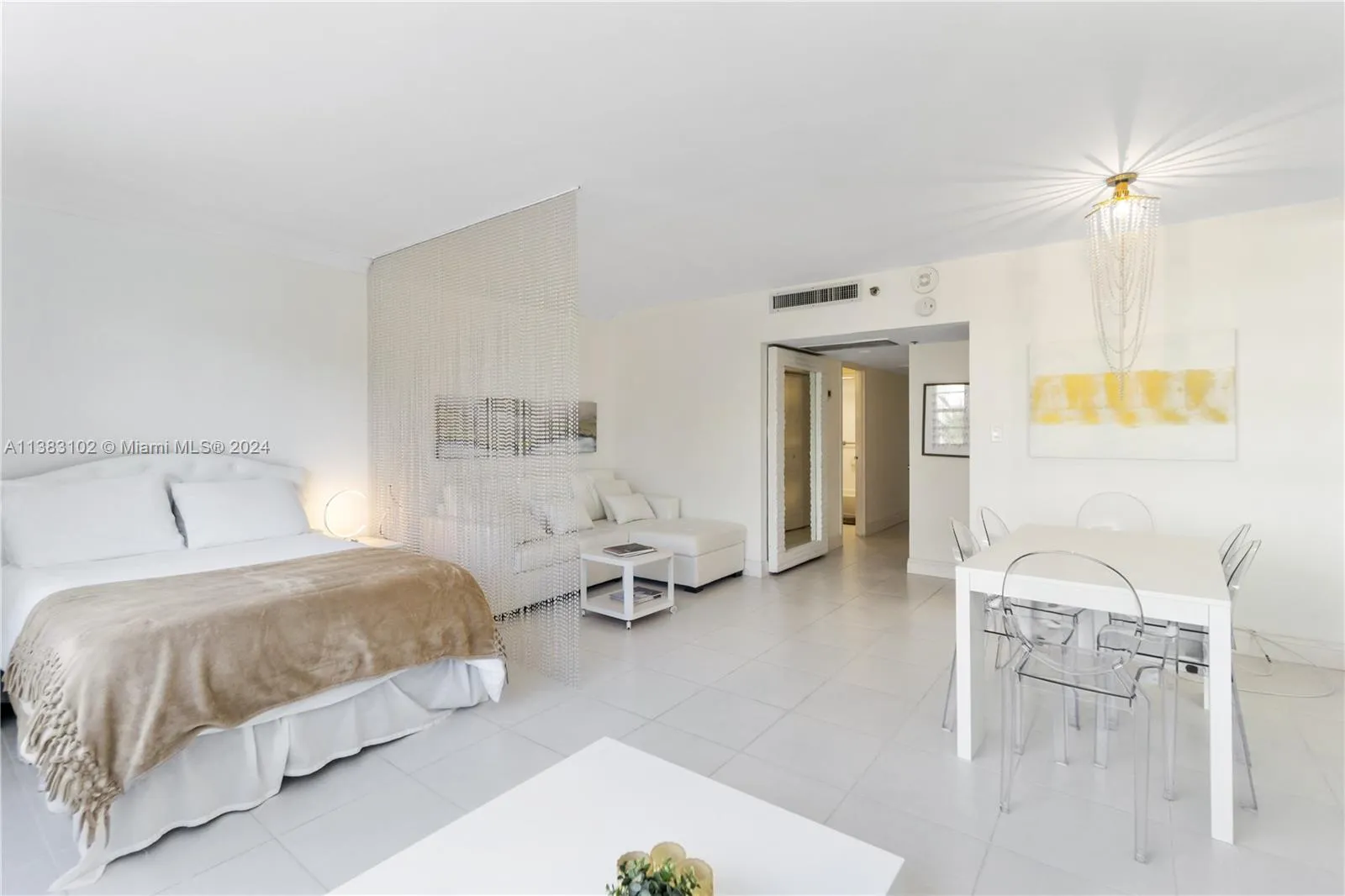 1 bath for rent at 100 Lincoln Rd # 306, Miami Beach FL 33139