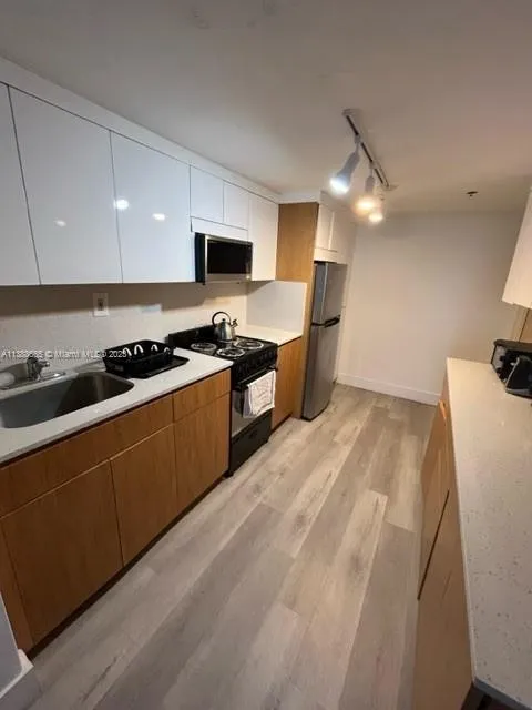 19201 Collins Ave # 540, Sunny Isles Beach FL 33160