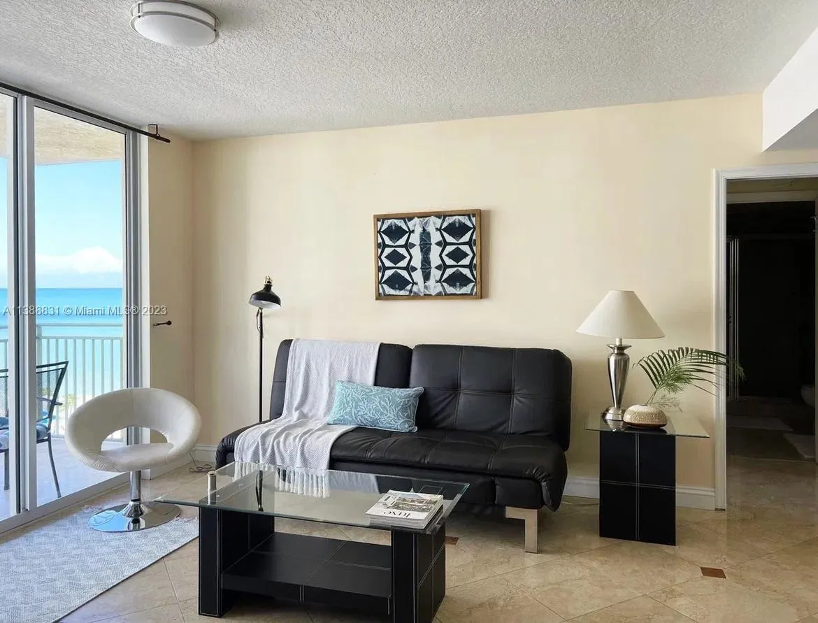 2080 S Ocean Dr # 806, Hallandale Beach FL 33009