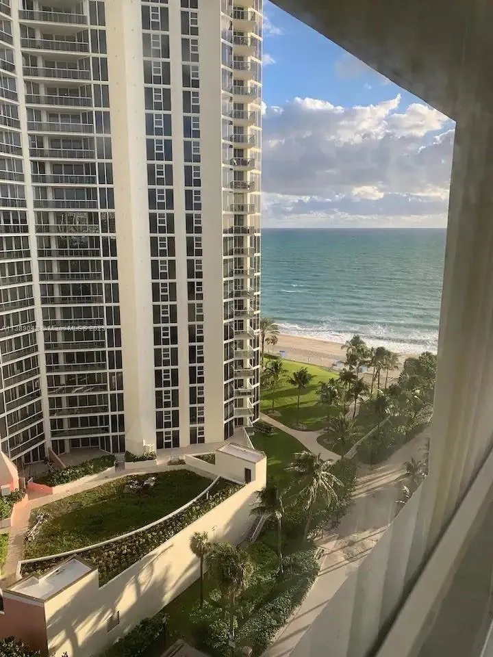 19201 Collins Ave # 328, Sunny Isles Beach FL 33160