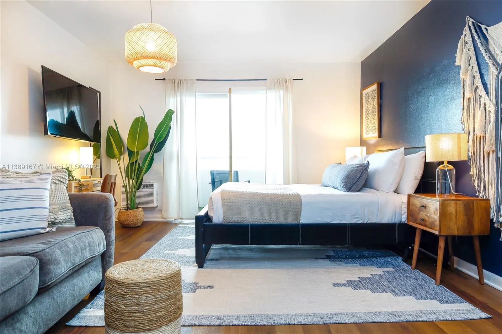 1 bath for rent at 7904 West Dr # 812, North Bay Village FL 33141