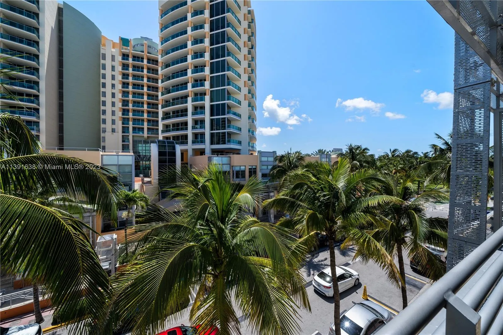 1 bath for sale at 1437 Collins Ave # 311, Miami Beach FL 33139