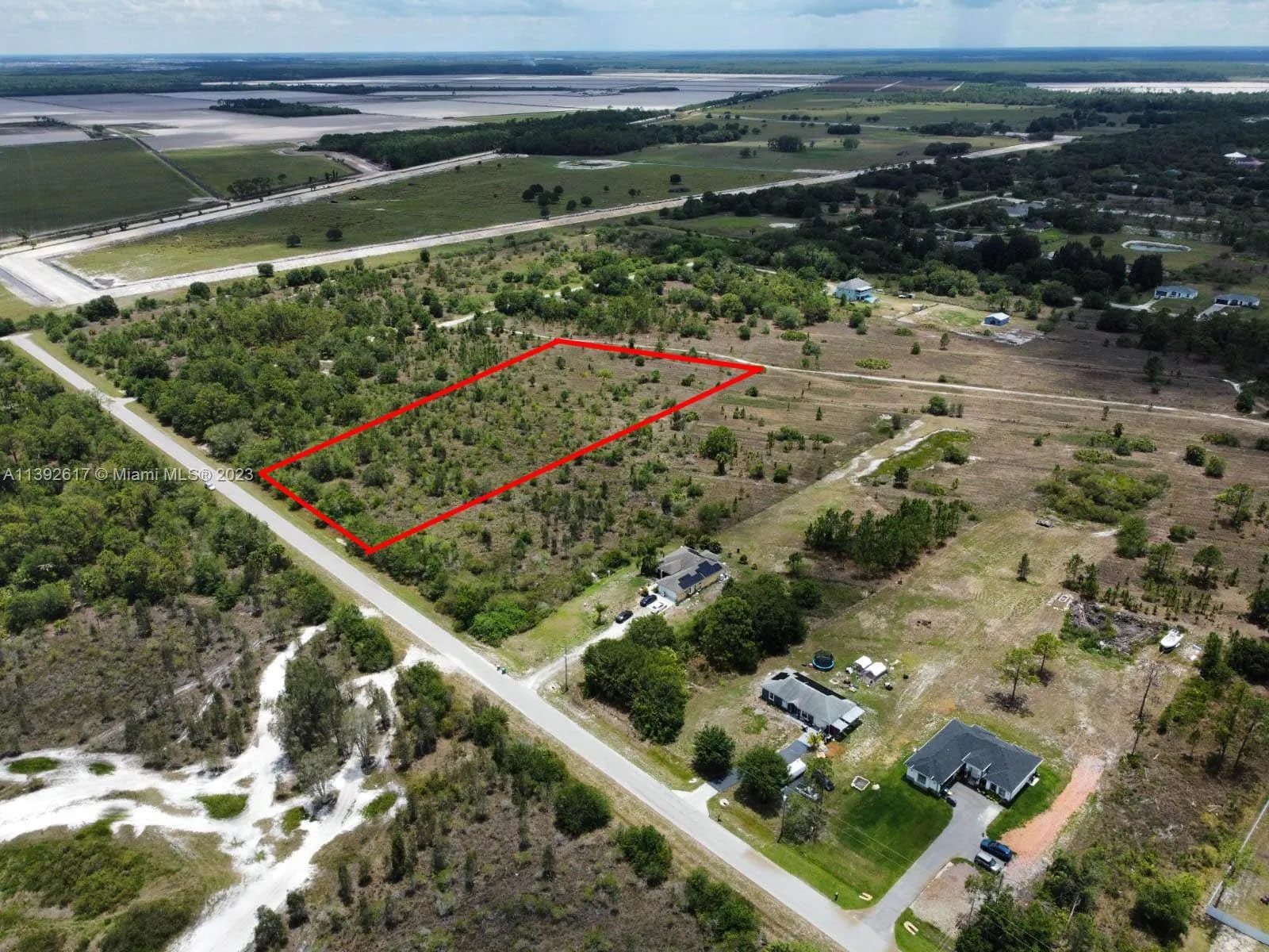 0 0, Naples FL 34120