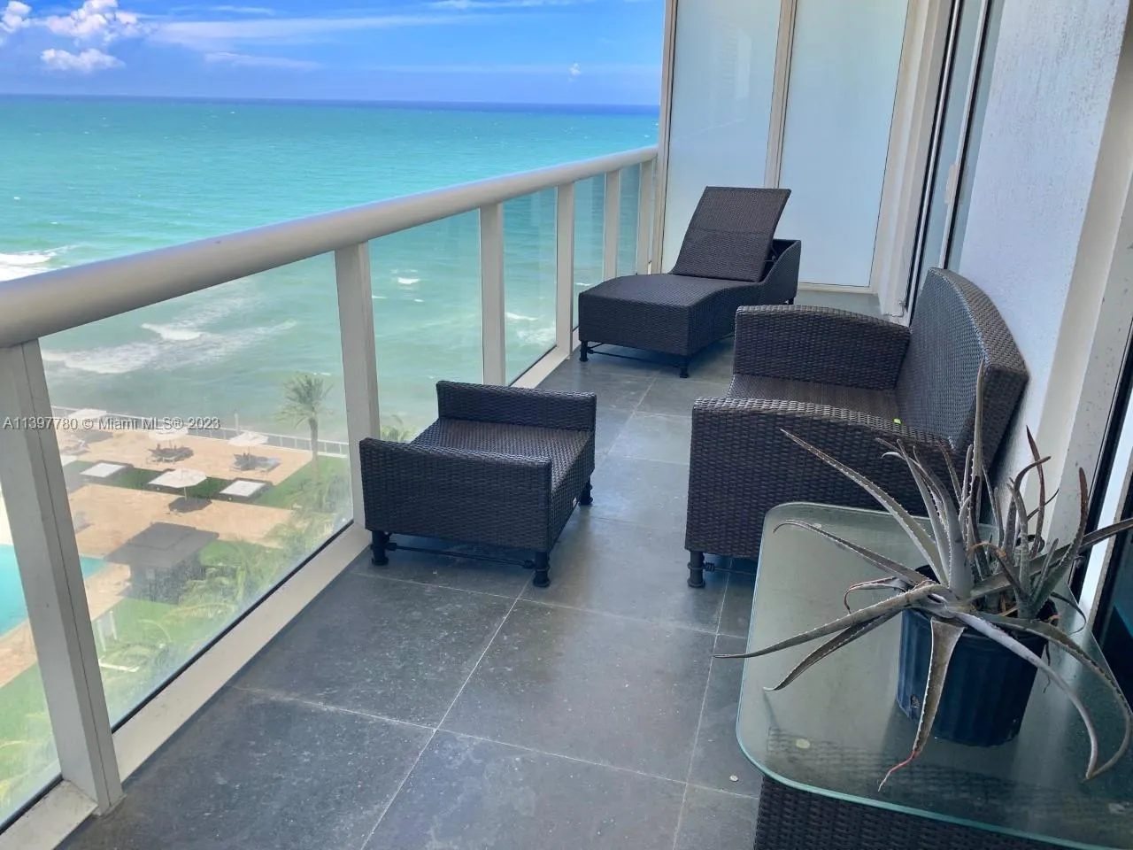 1830 S Ocean Dr # 1610, Hallandale Beach FL 33009