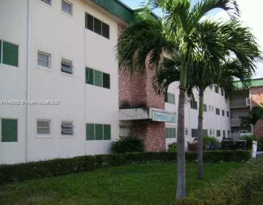 1420 Atlantic Shores Blvd # 326, Hallandale Beach FL 33009