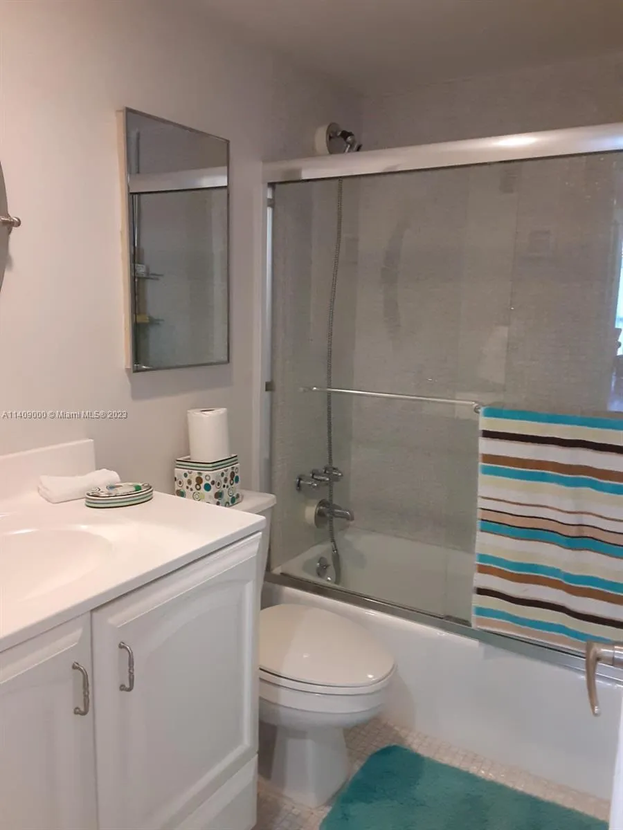 3801 S Ocean Dr # 5O, Hollywood FL 33019