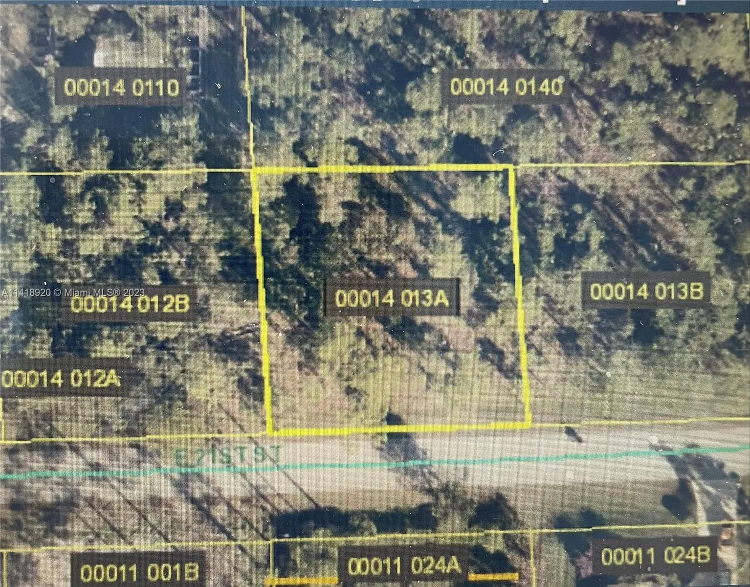 3305 E 21st ST, Lehigh Acres FL 33920