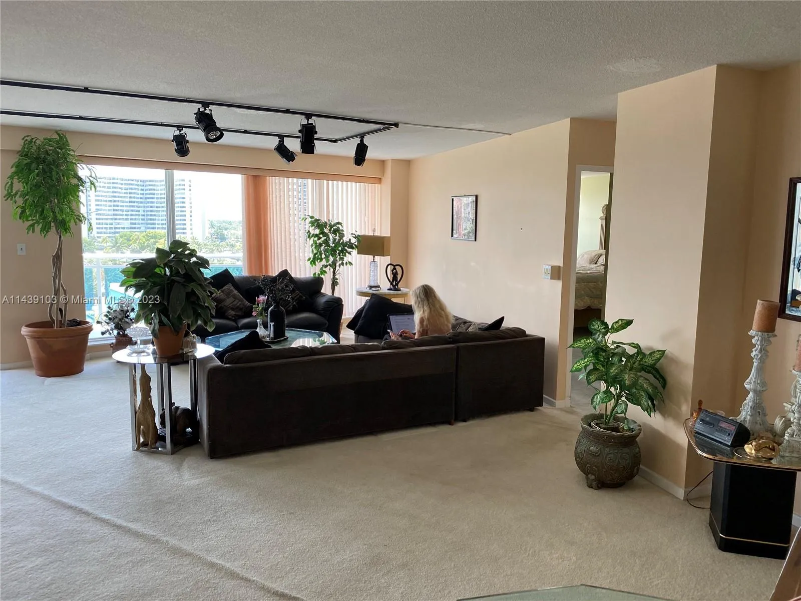 3430 Galt Ocean Dr # 712, Fort Lauderdale FL 33308