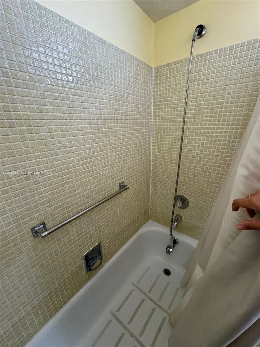 221 Kent M # 221, West Palm Beach FL 33417