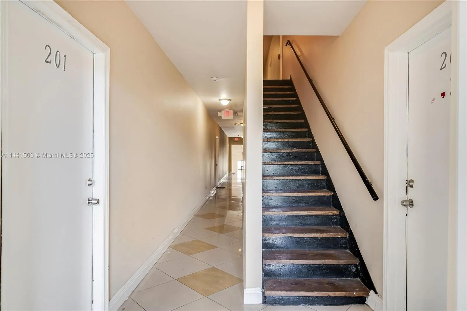 for sale at 440 SW 5th Ave, Miami FL 33130