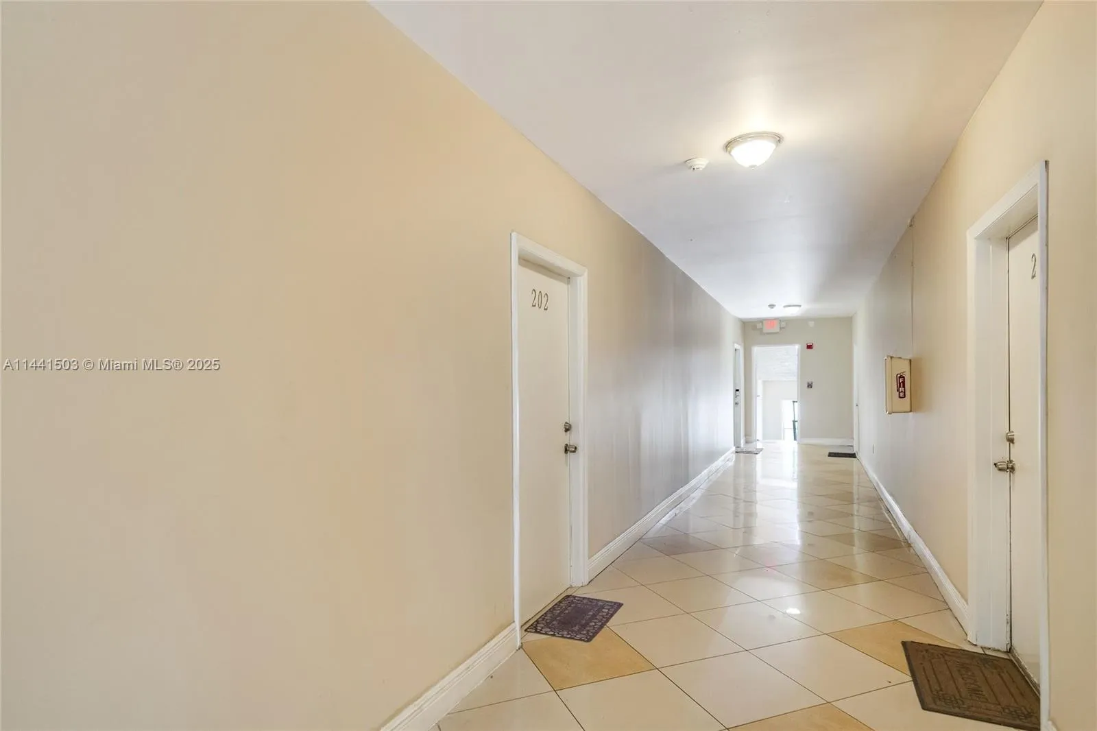 440 SW 5th Ave, Miami FL 33130