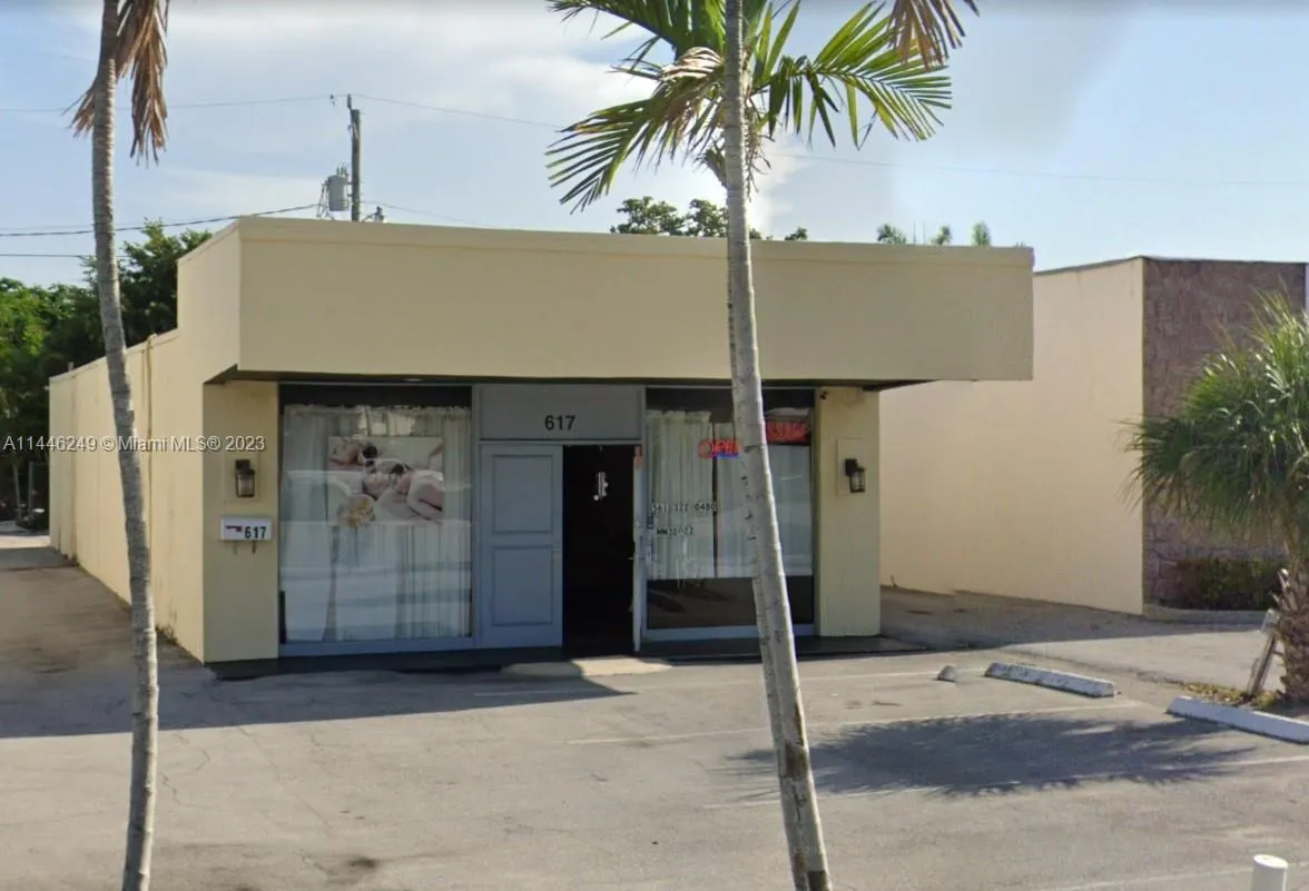 for sale at 617 Northlake Blvd, North Palm Beach FL 33408