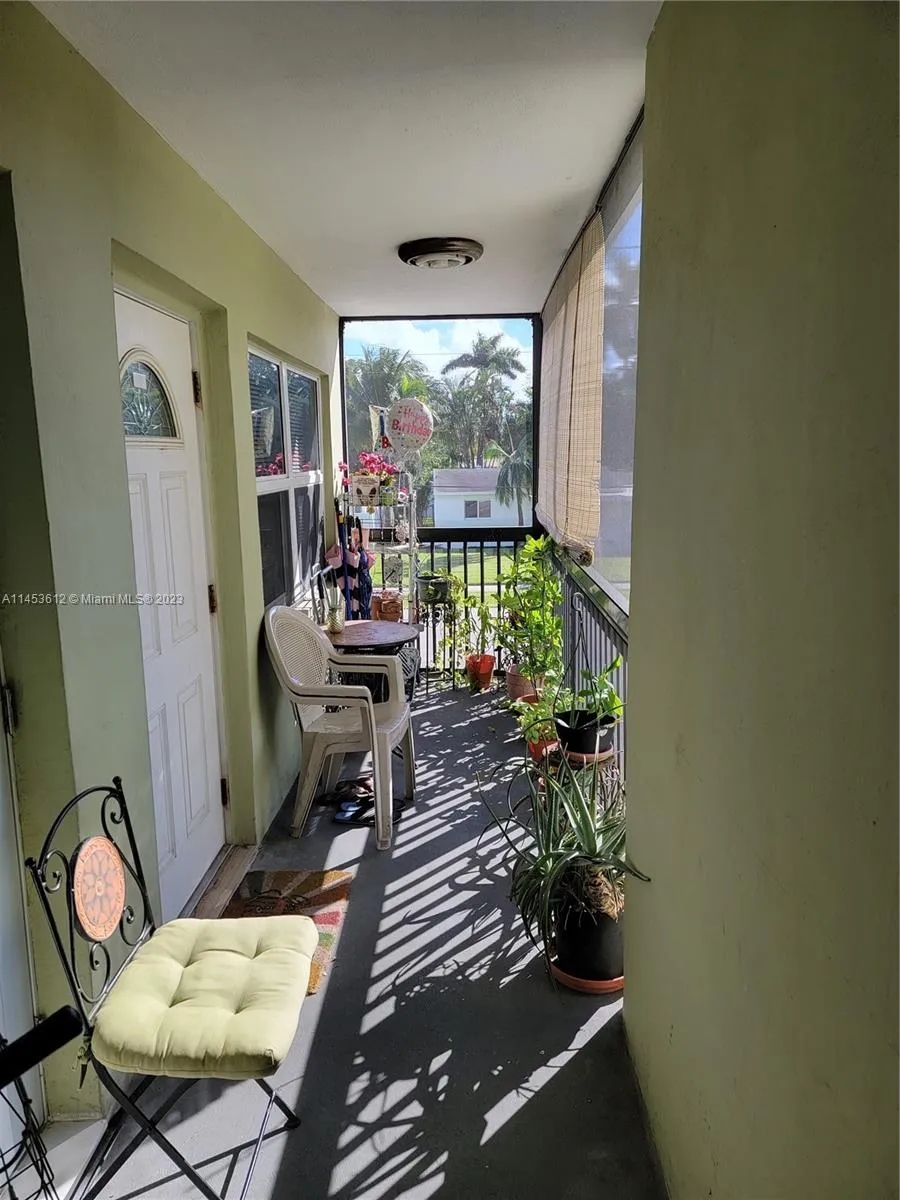 1425 Arthur St # 216B, Hollywood FL 33020